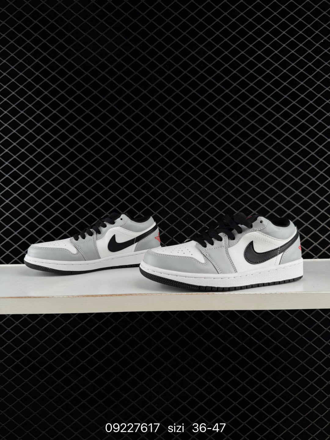 Air Jordan 1 Low AJ1-553558